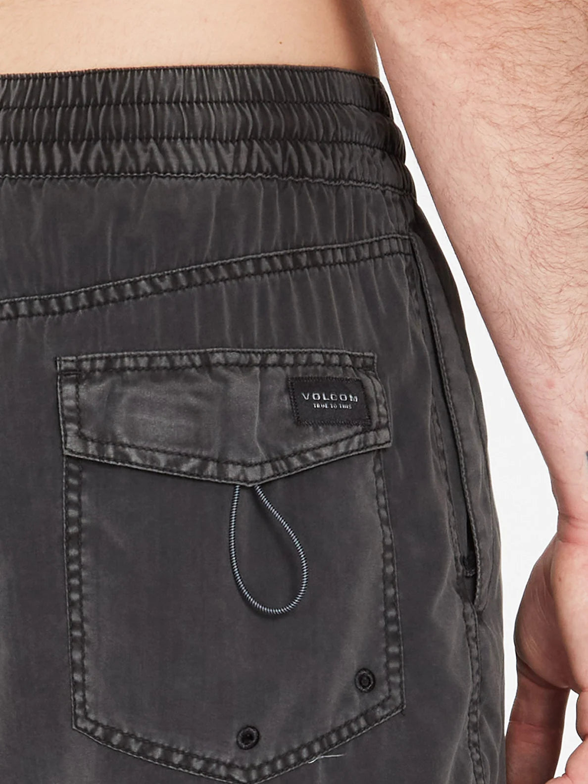 VOLCOM - CENTER 17" TRUNK
