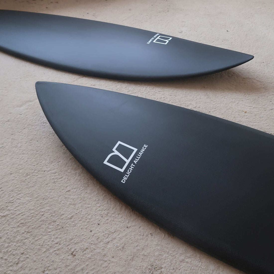 Surfboard| Stash Black Line Full Carbon